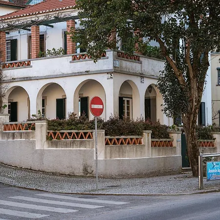 Casa Nª Srª Gracas Feriehus *