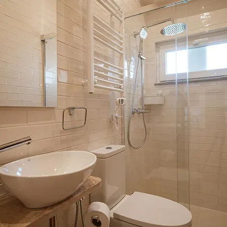 Casa Nª Srª Gracas *